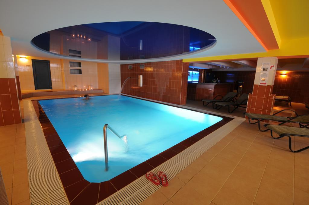 Wellness Resort Energetic Roznov pod Radhostem Exterior photo